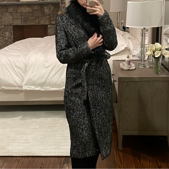 New Look Herringbone Faux Fur Trim Belted Coat - Picture 6 of 12